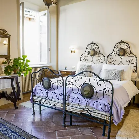 Tempi Lontani Adults Only Bed & Breakfast 4*